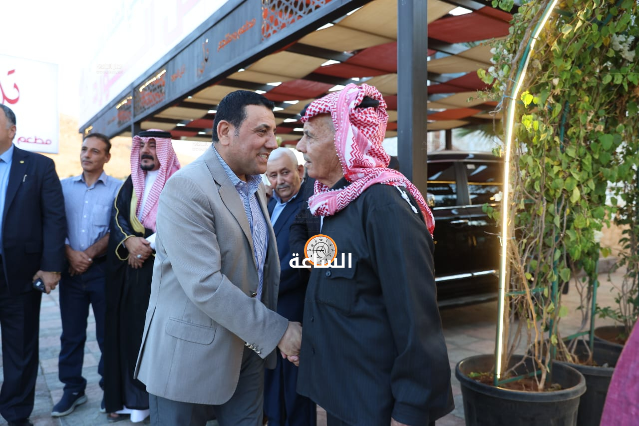 Madar Al-Saa Images 0.7914419872953576