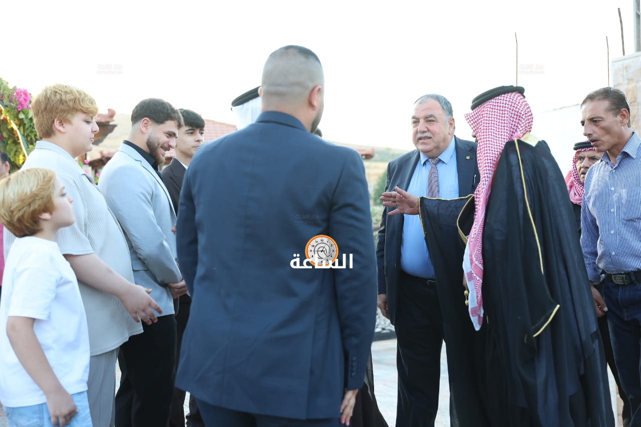 Madar Al-Saa Images 0.7946541859318726