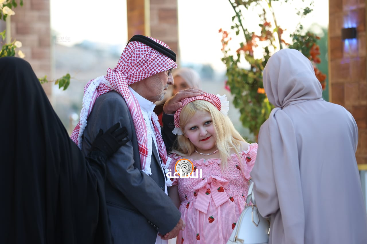 Madar Al-Saa Images 0.11495719790549341