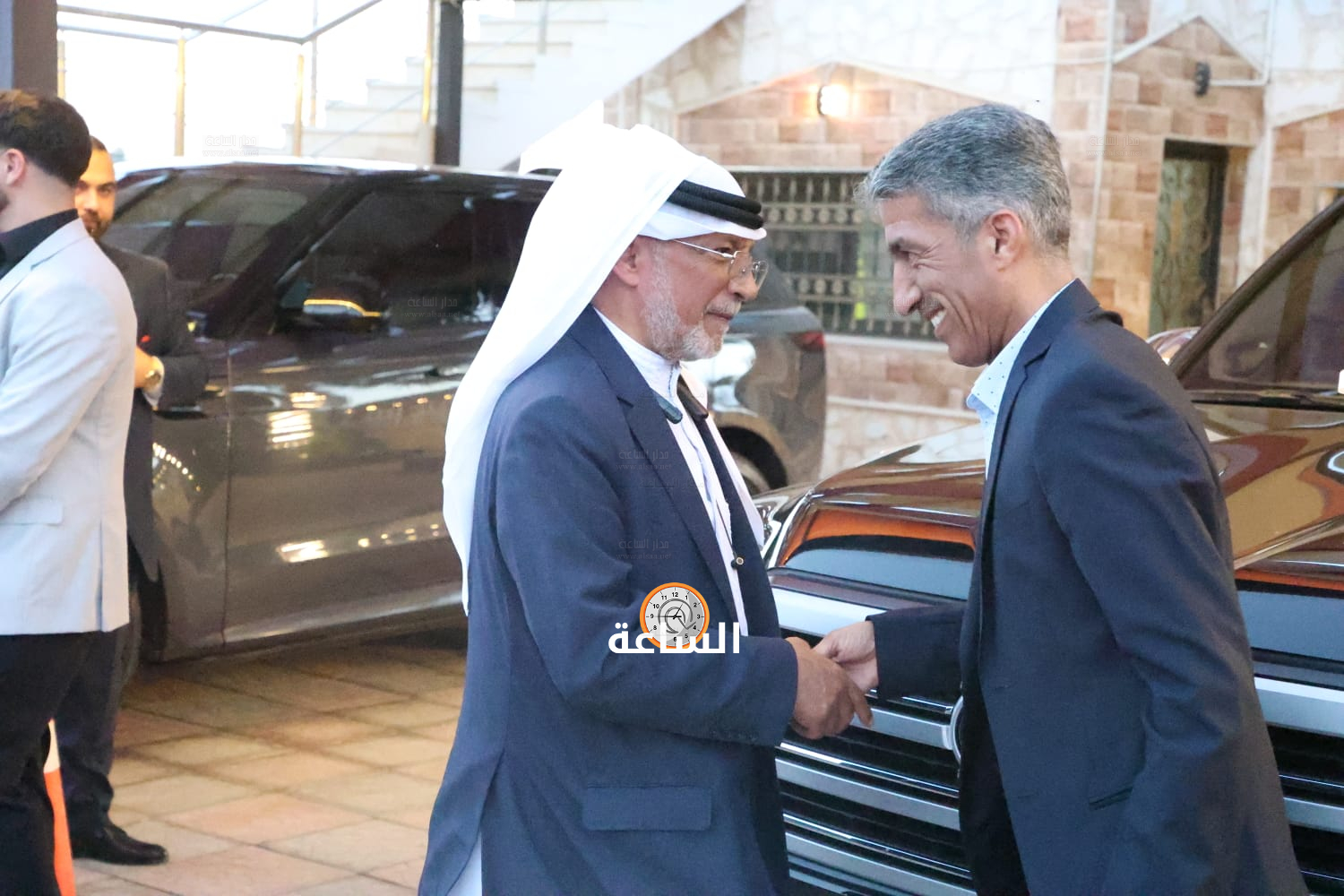 Madar Al-Saa Images 0.17645402043792358