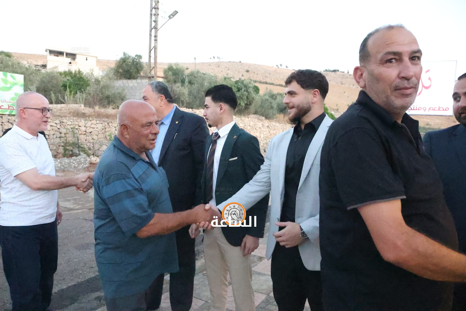 Madar Al-Saa Images 0.7883042472018499
