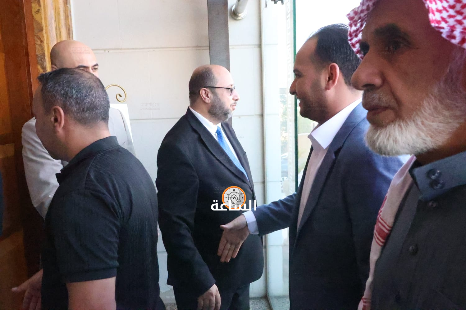 Madar Al-Saa Images 0.478953090695747