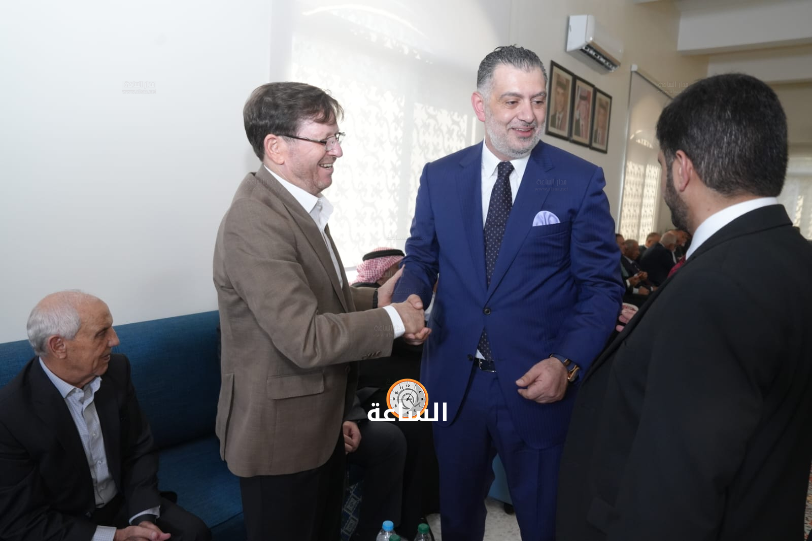 Madar Al-Saa Images 0.06872220462874823