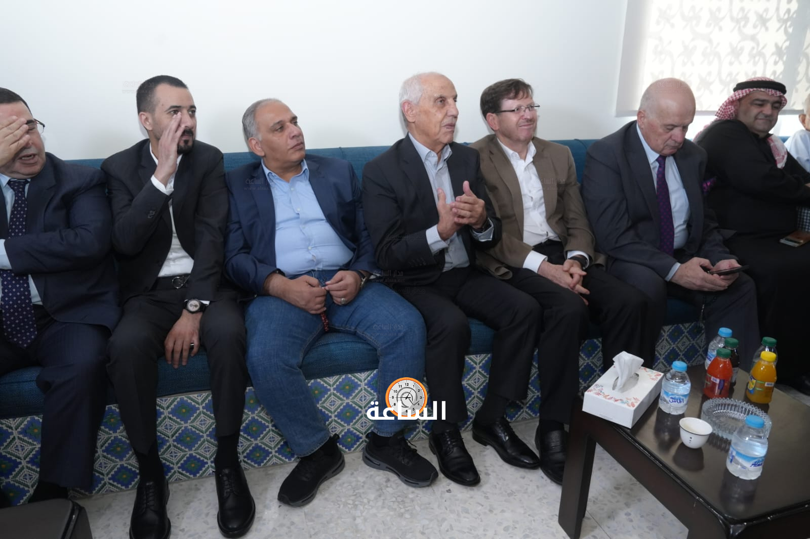 Madar Al-Saa Images 0.6697960681256828