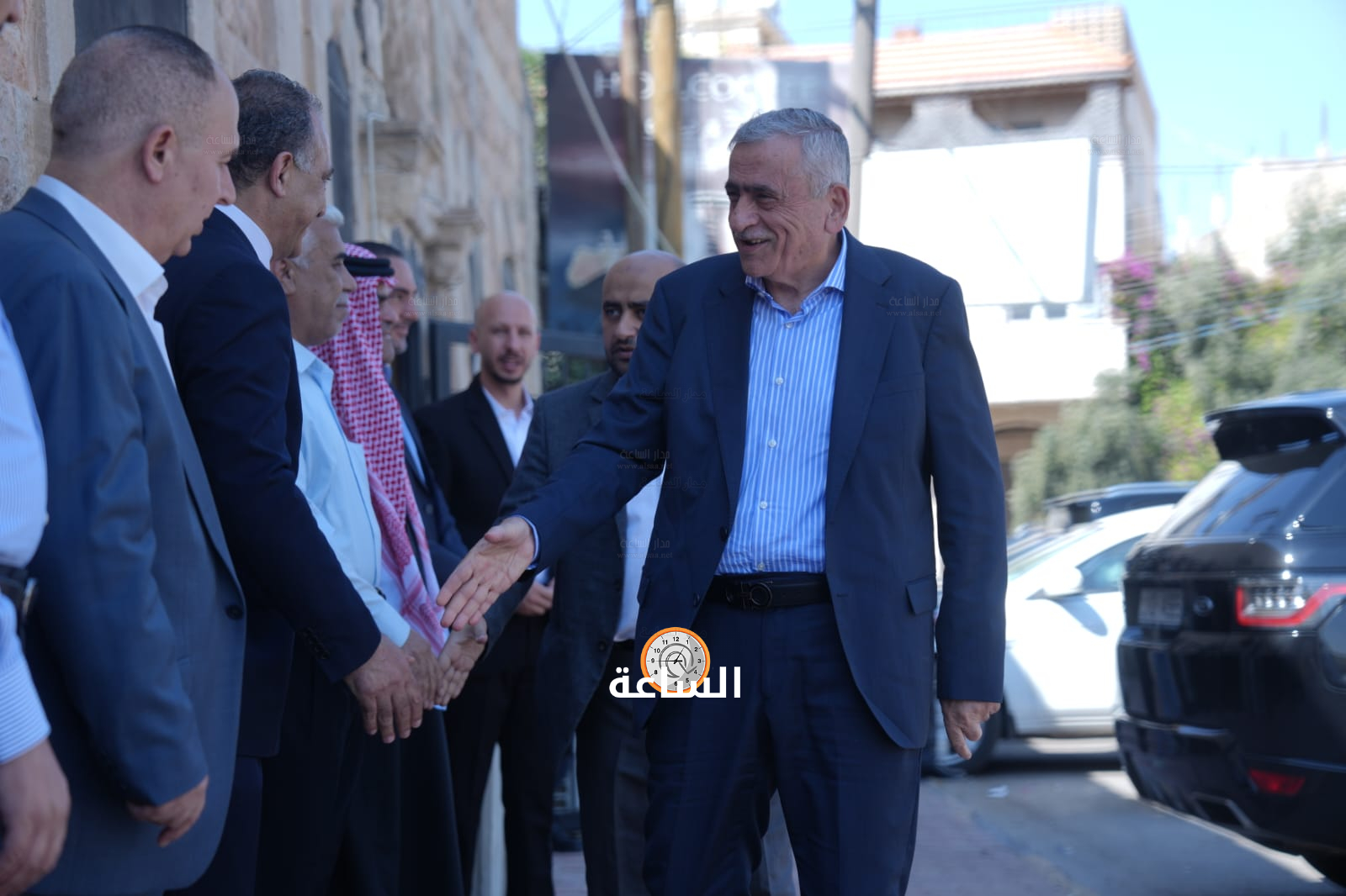Madar Al-Saa Images 0.9794917238587988