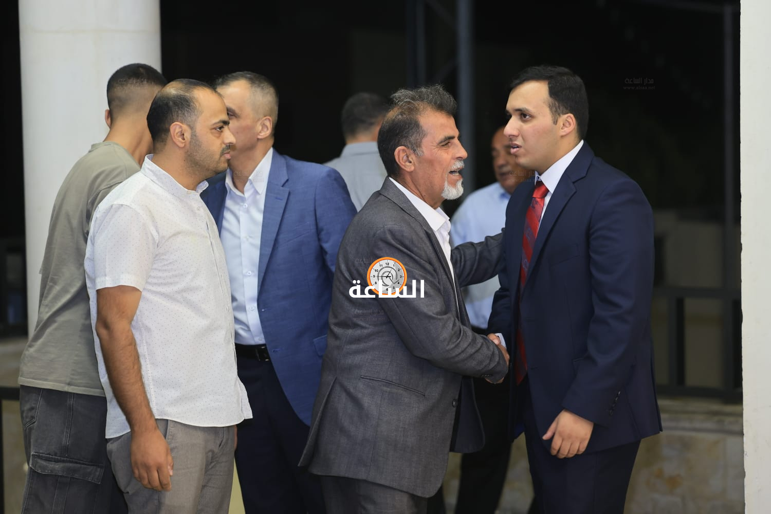 Madar Al-Saa Images 0.5341850421529168