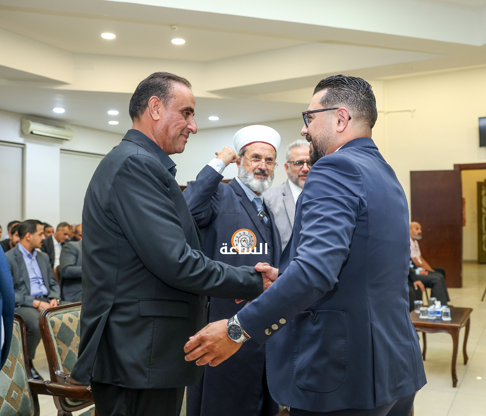 Madar Al-Saa Images 0.2398541682873795