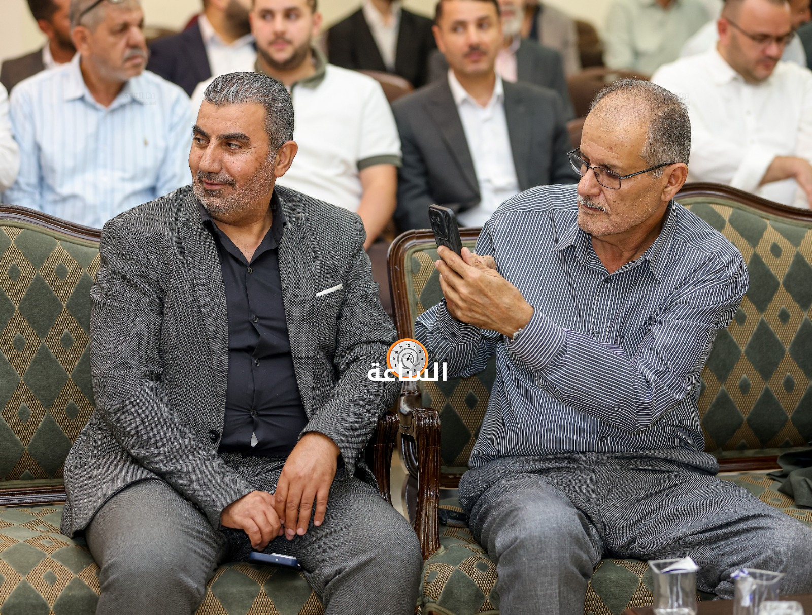 Madar Al-Saa Images 0.930041270647949
