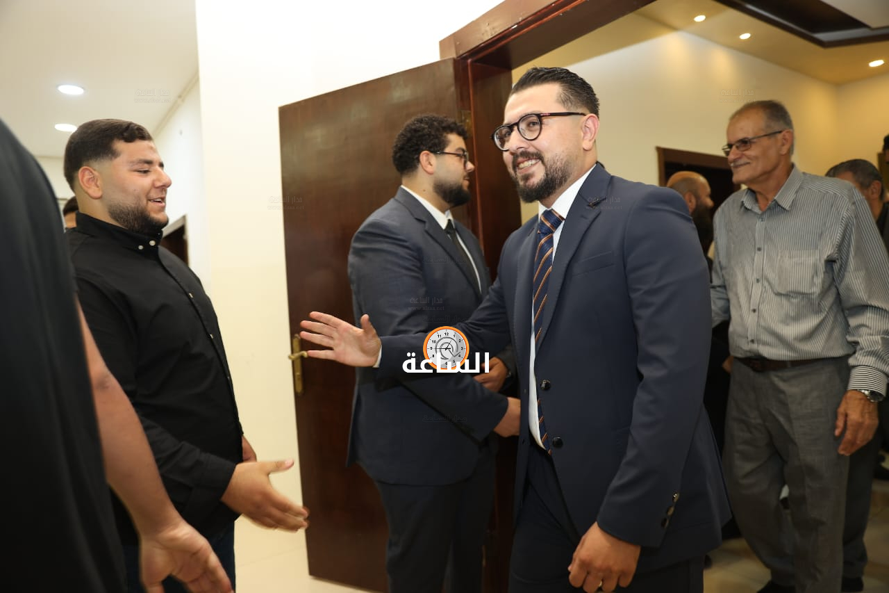 Madar Al-Saa Images 0.02342451724321115