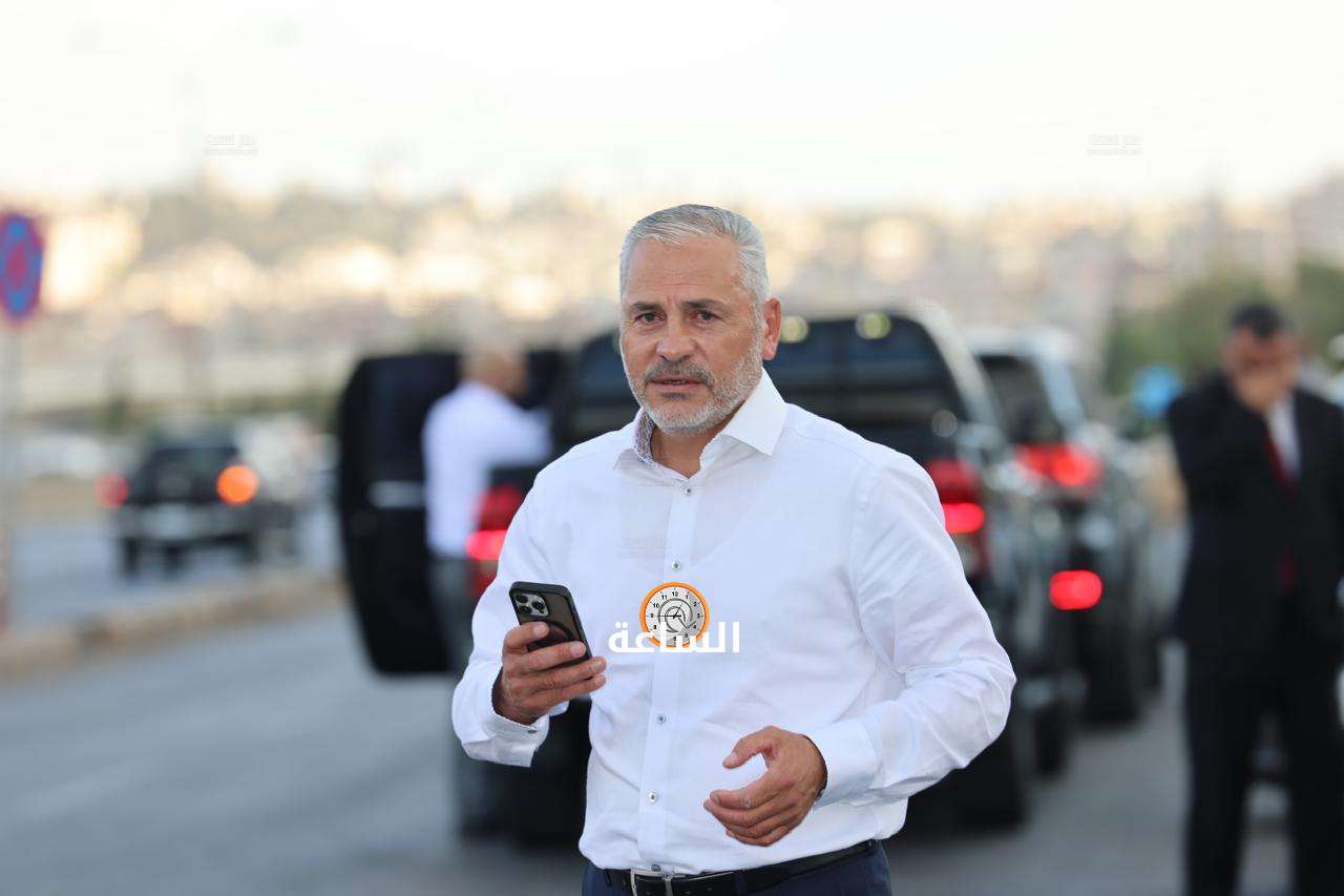 Madar Al-Saa Images 0.3089352763877682