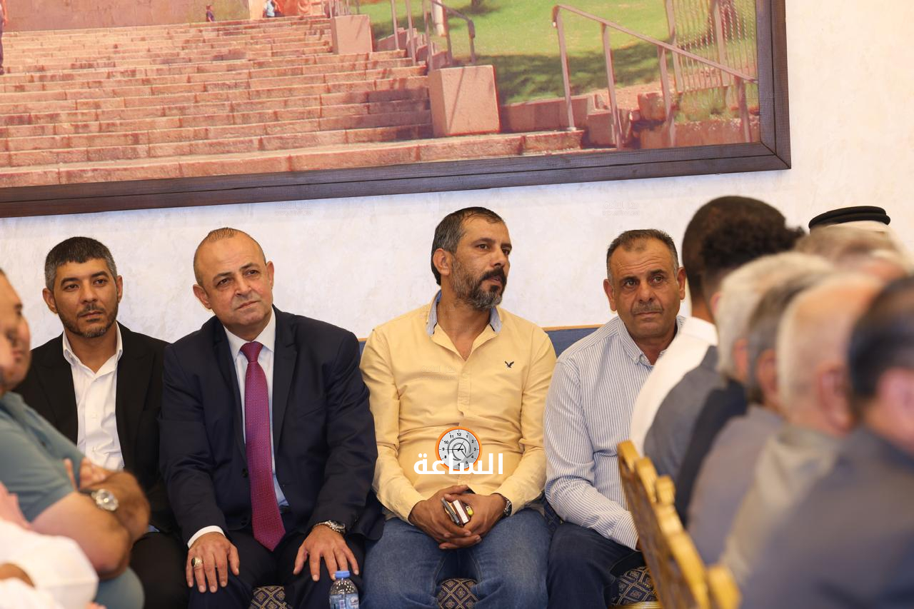 Madar Al-Saa Images 0.35244586166254055