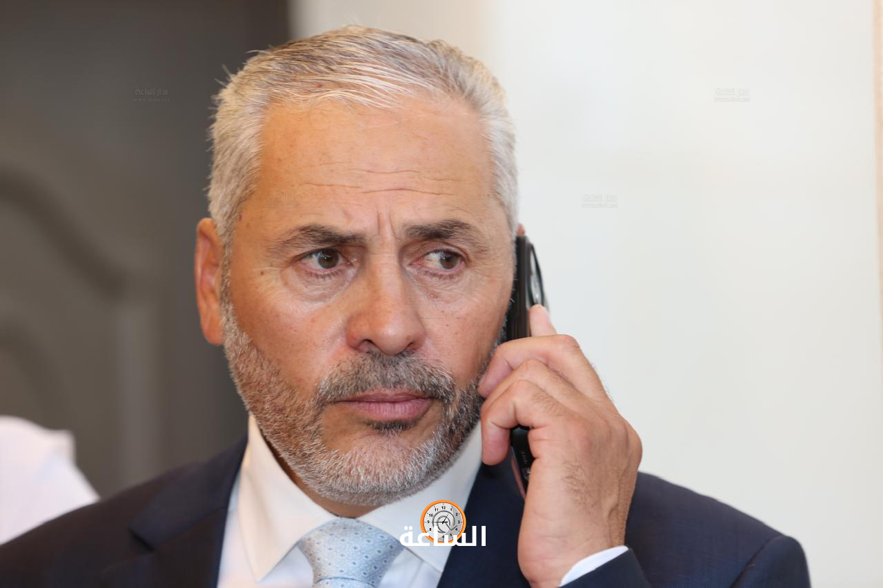 Madar Al-Saa Images 0.7639474618825265