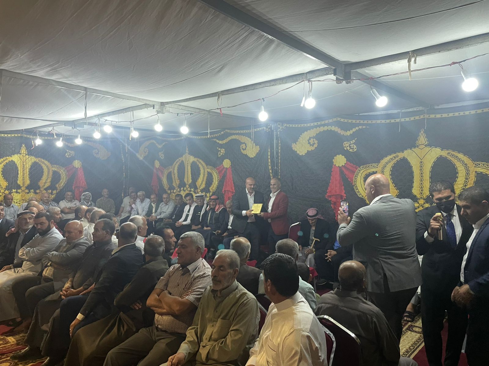 Madar Al-Saa Images 0.8672887637239136