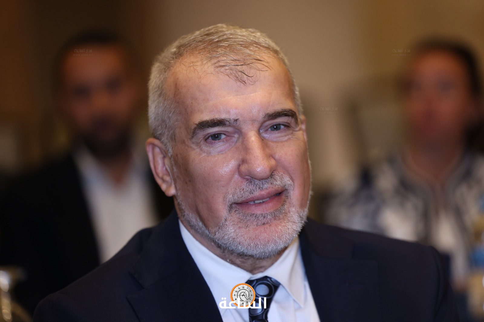 Madar Al-Saa Images 0.4214983246739389