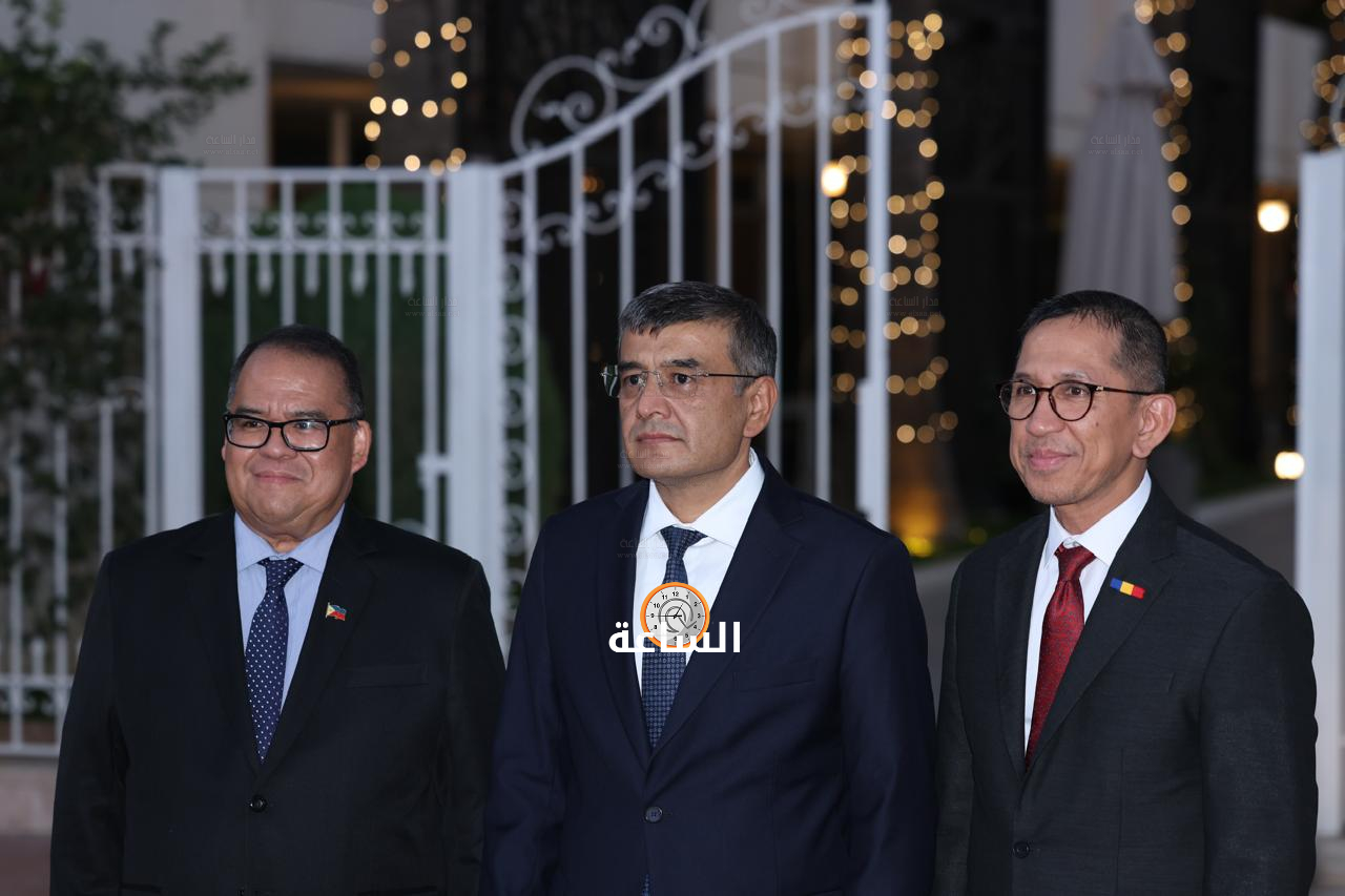 Madar Al-Saa Images 0.1562555943906363