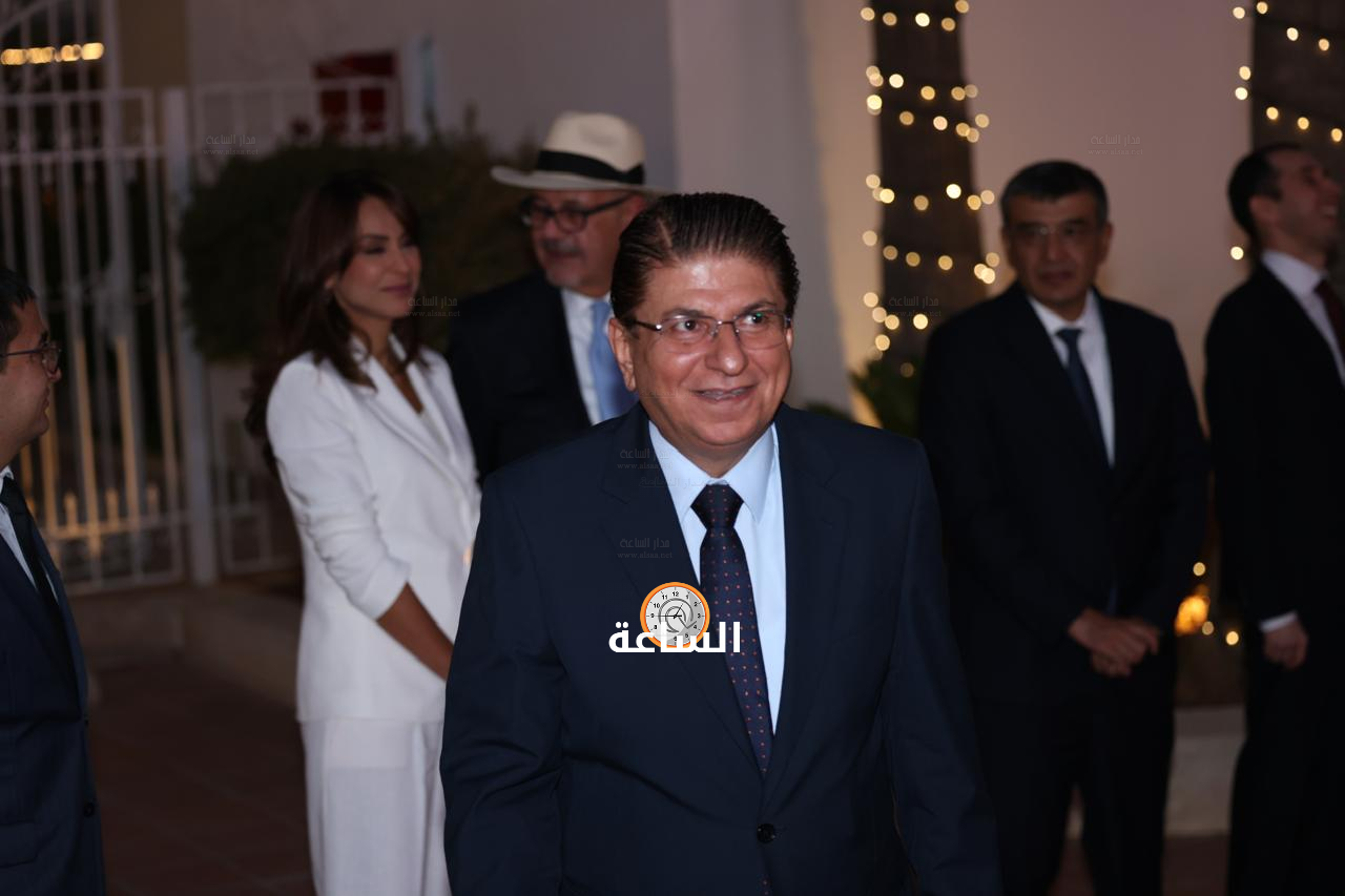 Madar Al-Saa Images 0.9332099335901726