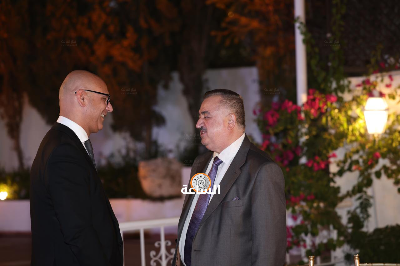 Madar Al-Saa Images 0.3265273295330283