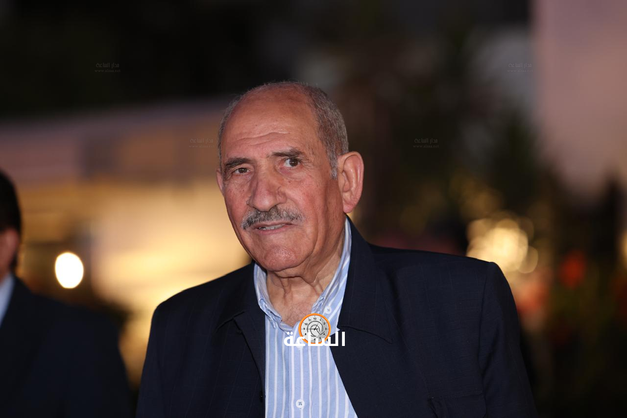 Madar Al-Saa Images 0.8592217930626327