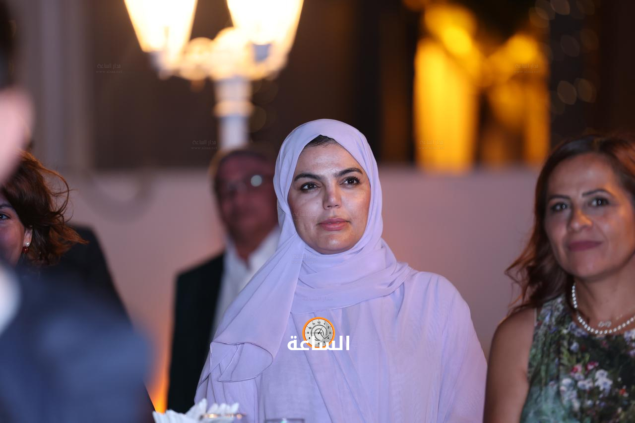 Madar Al-Saa Images 0.9998951774733055