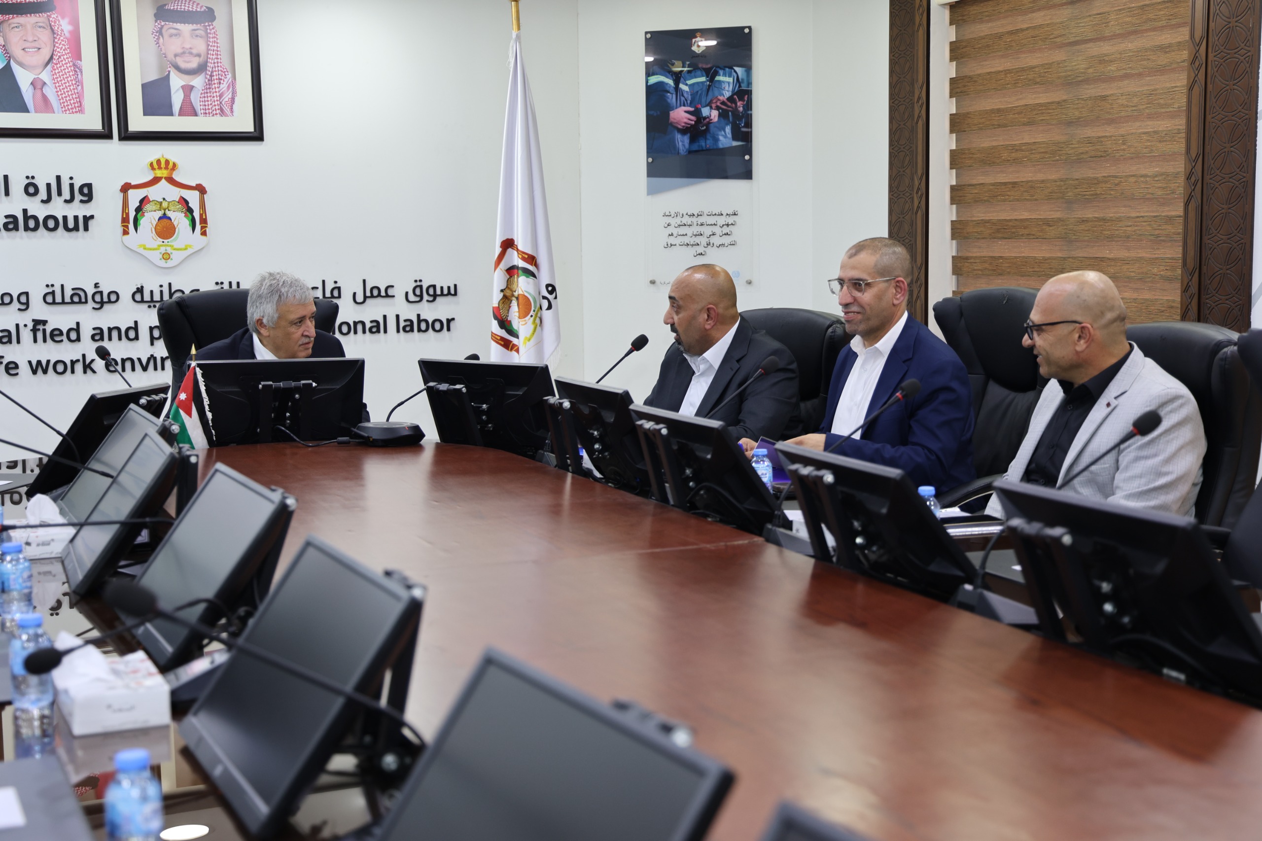 Madar Al-Saa Images 0.2725533787406954