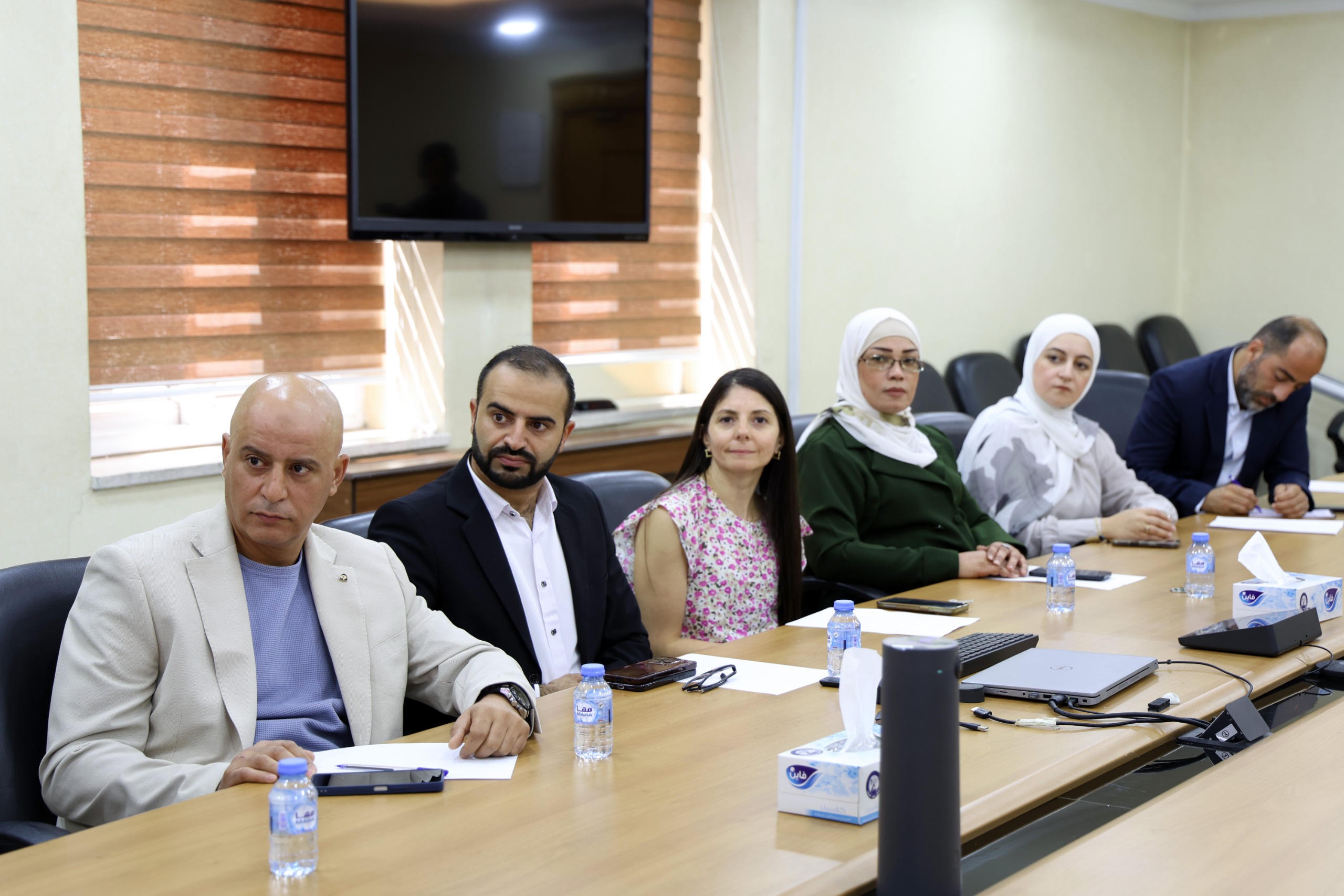 Madar Al-Saa Images 0.40073426892002373