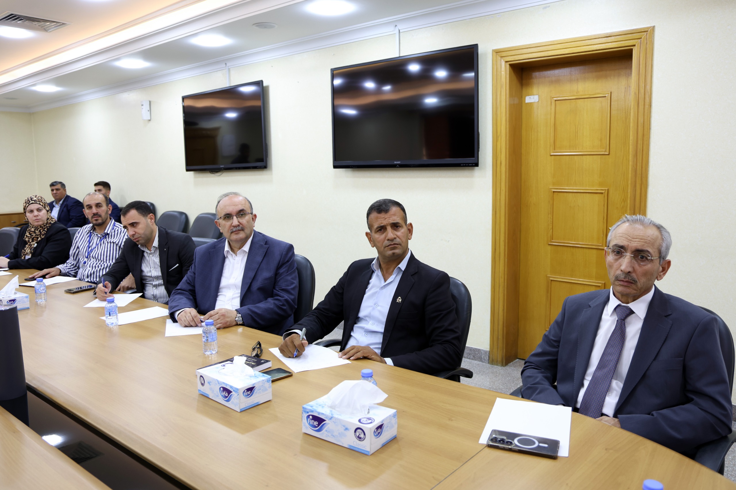 Madar Al-Saa Images 0.04910412149923982