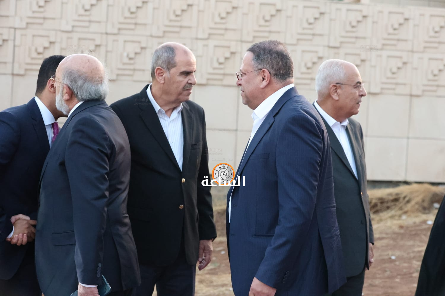 Madar Al-Saa Images 0.021291804934142178