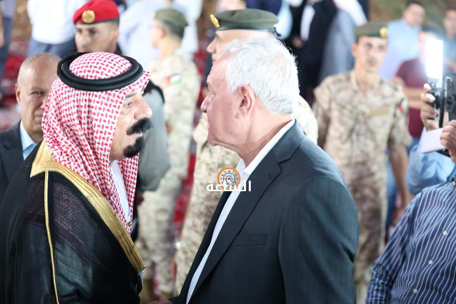 Madar Al-Saa Images 0.572186079711993