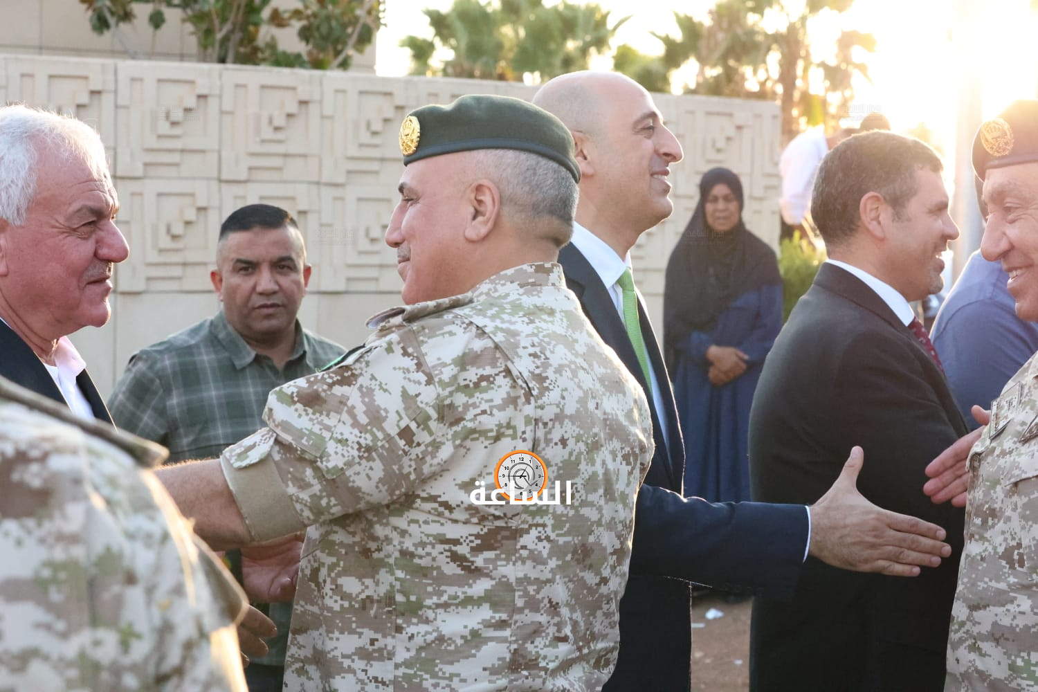 Madar Al-Saa Images 0.7124513605163736