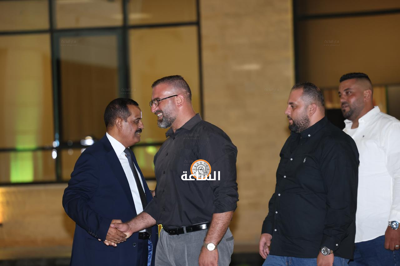 Madar Al-Saa Images 0.4662246032494285