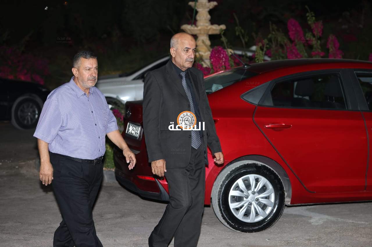 Madar Al-Saa Images 0.14465519577181807