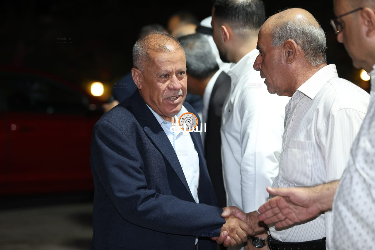 Madar Al-Saa Images 0.8852652709378889