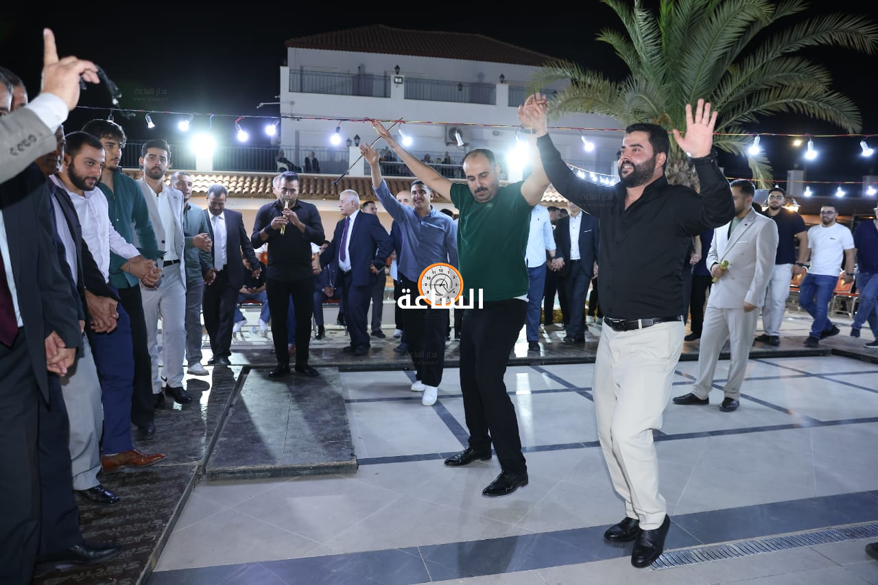 Madar Al-Saa Images 0.7497468526248101