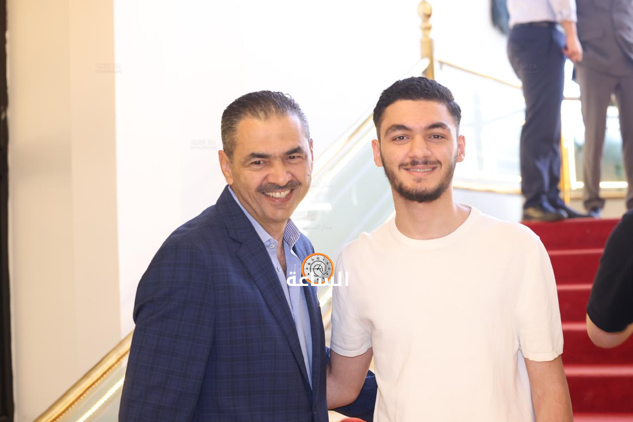 Madar Al-Saa Images 0.43756626908464424