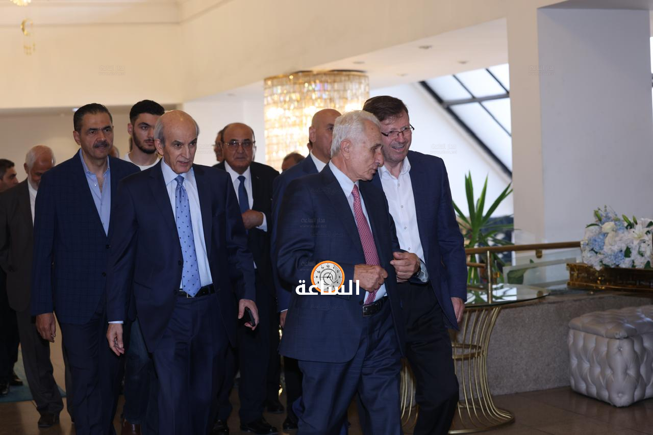 Madar Al-Saa Images 0.3107748344680217