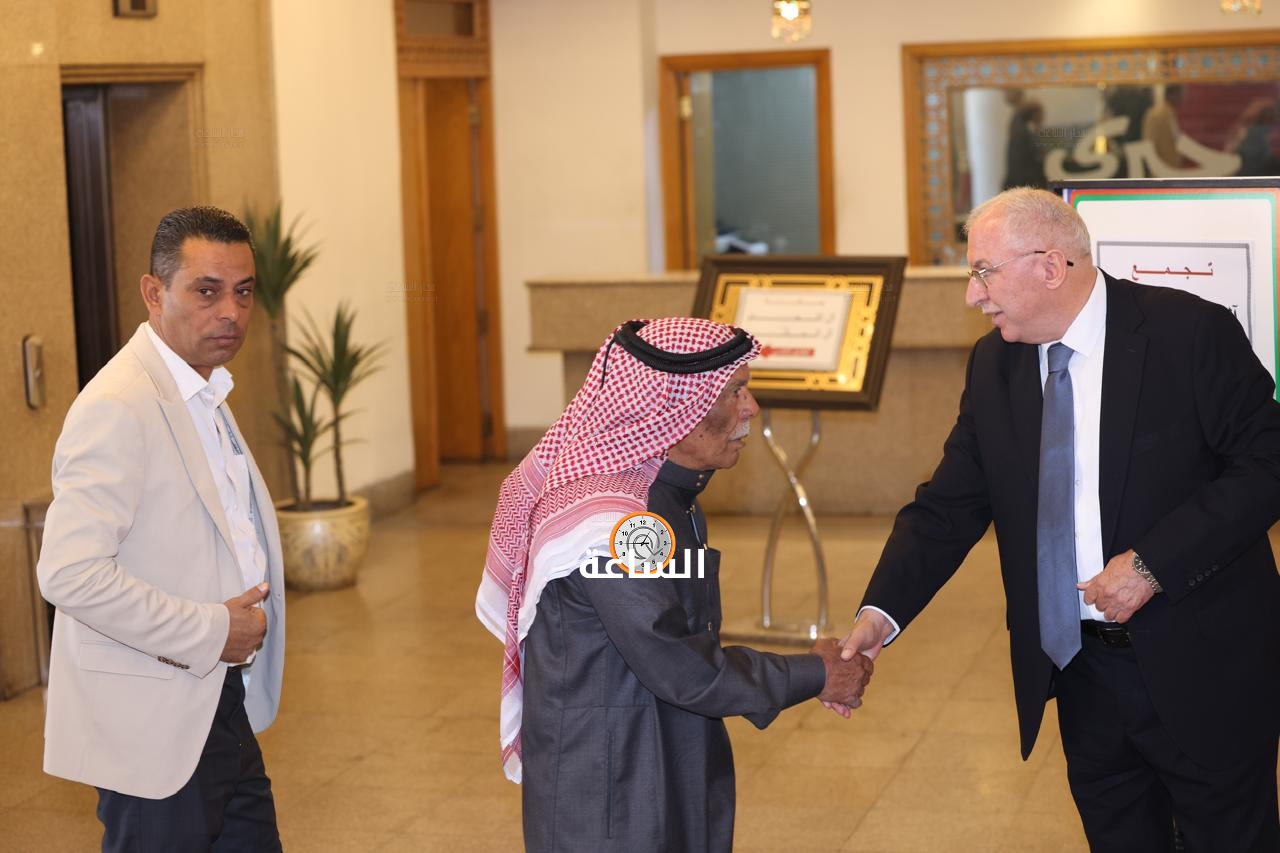 Madar Al-Saa Images 0.9583515014582489