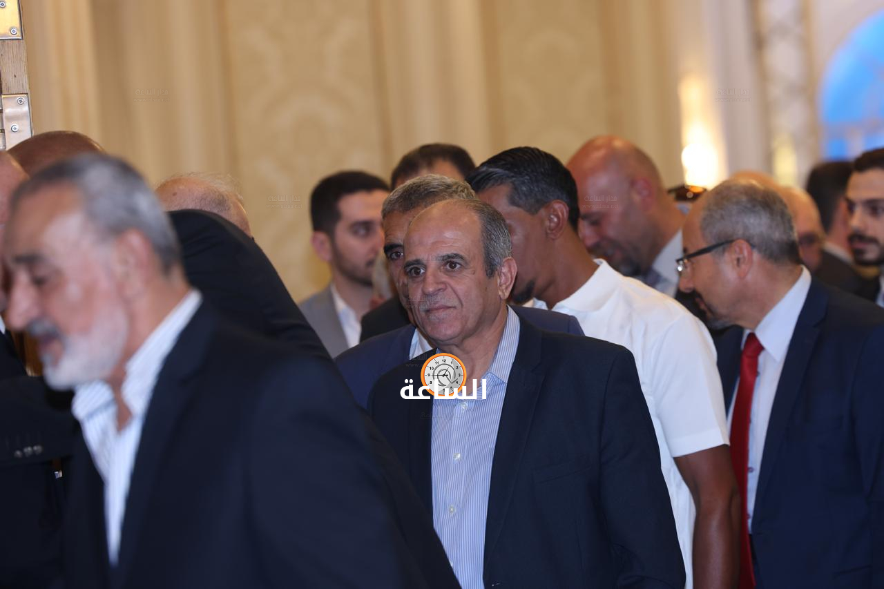 Madar Al-Saa Images 0.14191106691255295