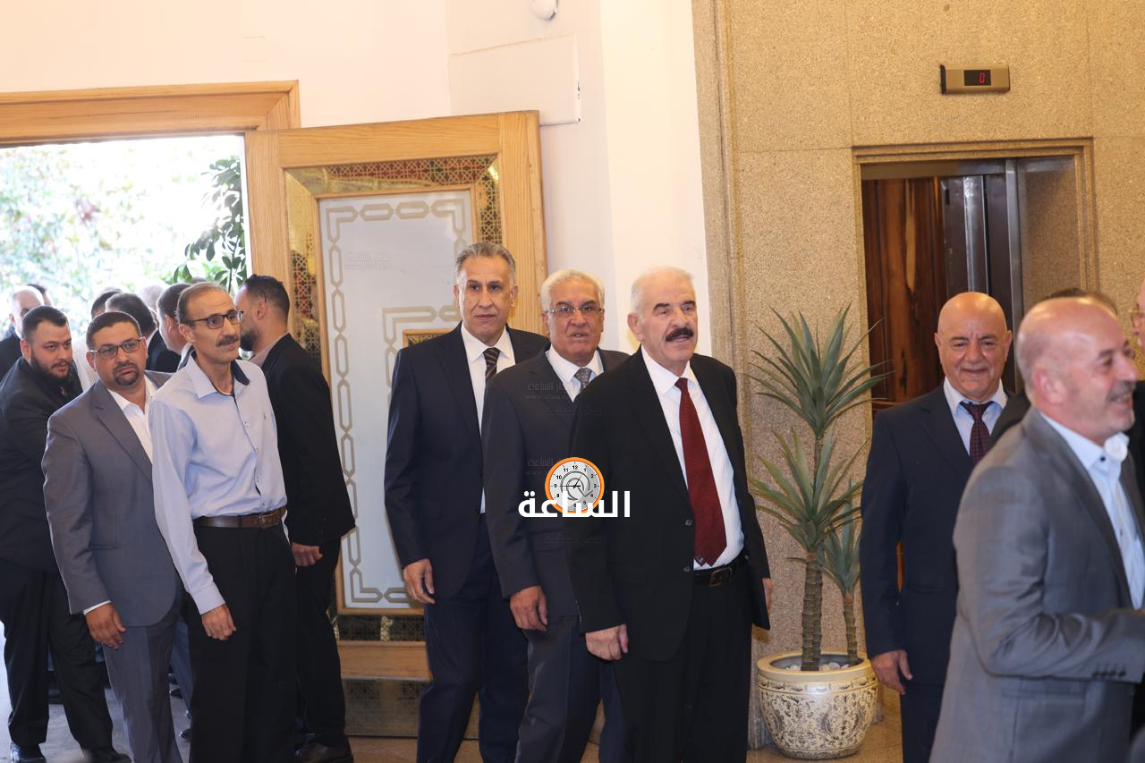 Madar Al-Saa Images 0.458124379181282