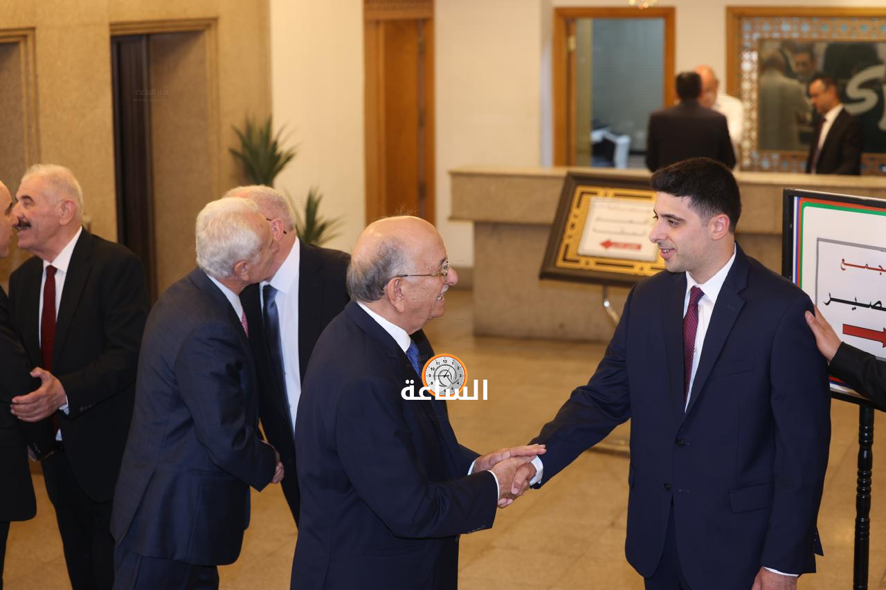 Madar Al-Saa Images 0.3617822062714898