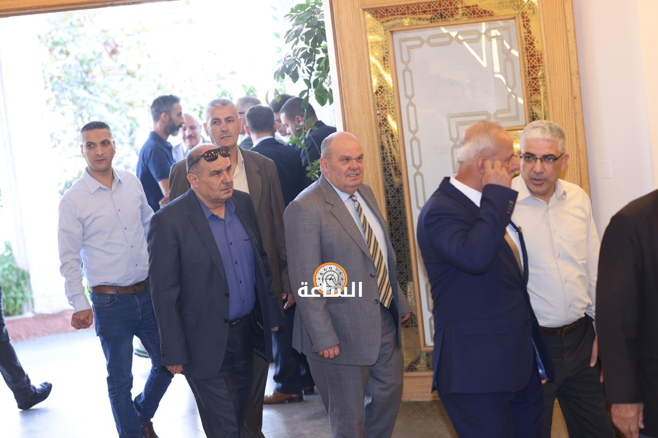 Madar Al-Saa Images 0.6438561175108444