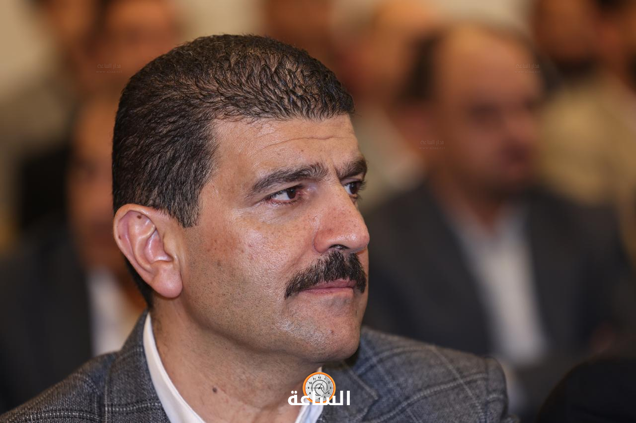 Madar Al-Saa Images 0.40525065631043233