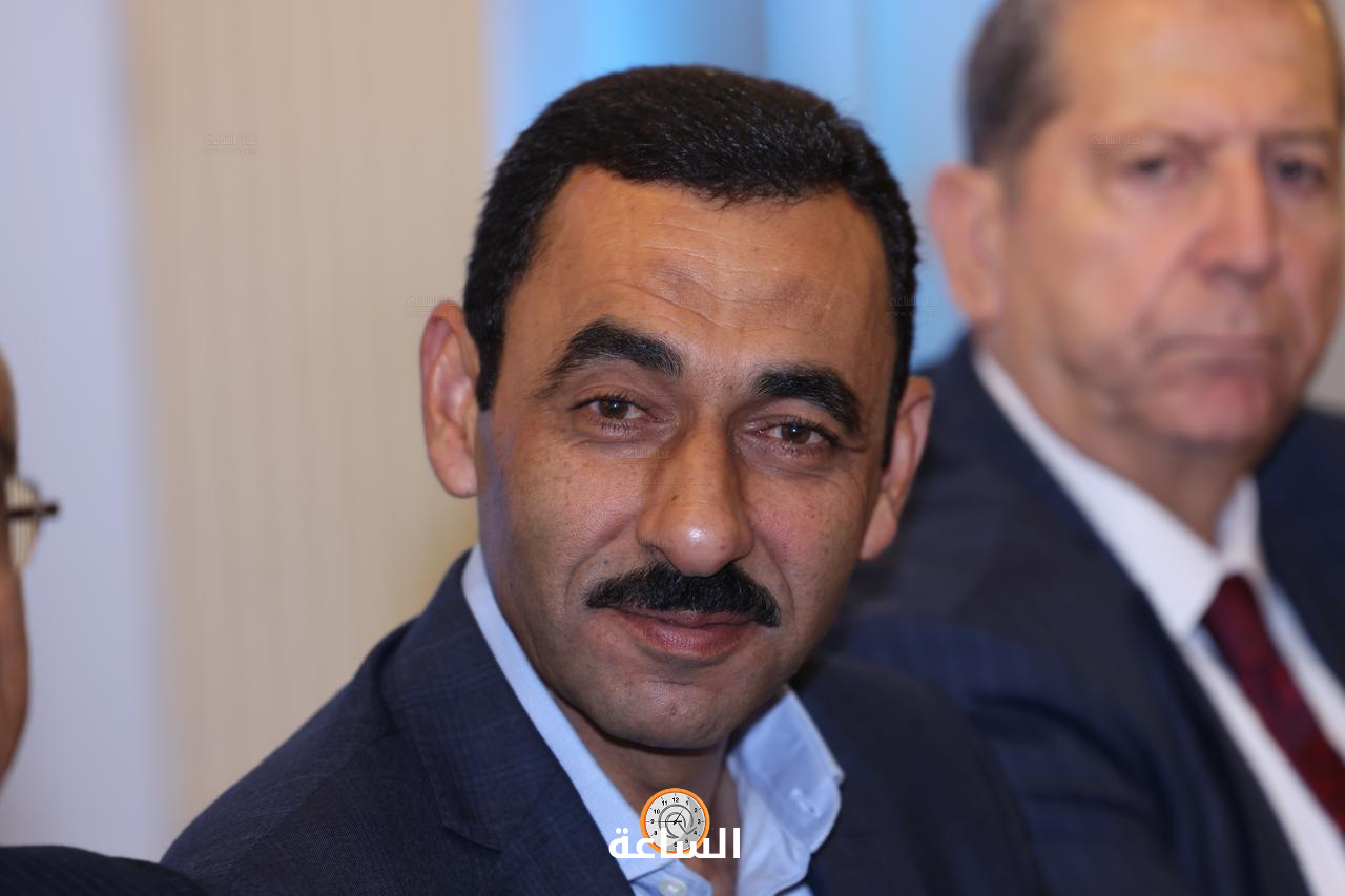 Madar Al-Saa Images 0.4147442021249923
