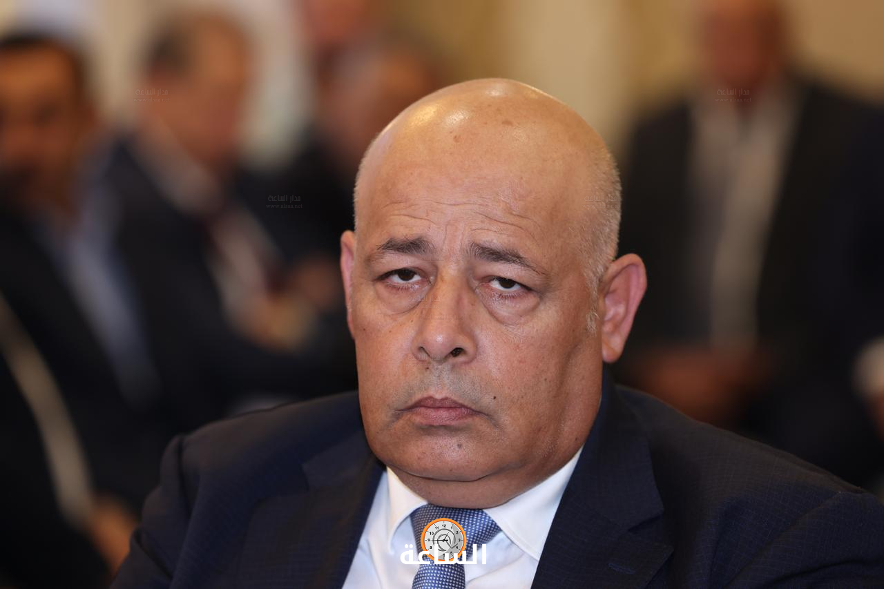 Madar Al-Saa Images 0.4378604860162789