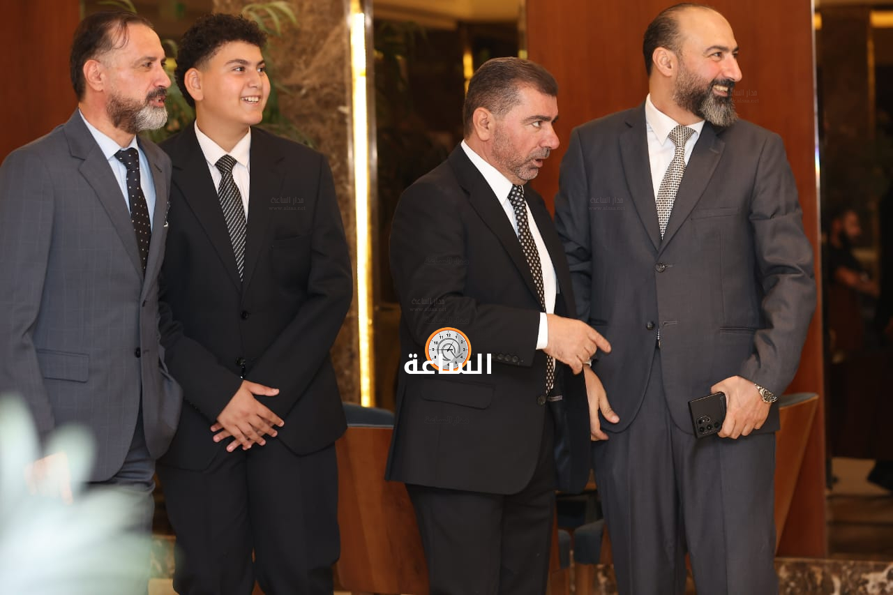Madar Al-Saa Images 0.3711817638436872