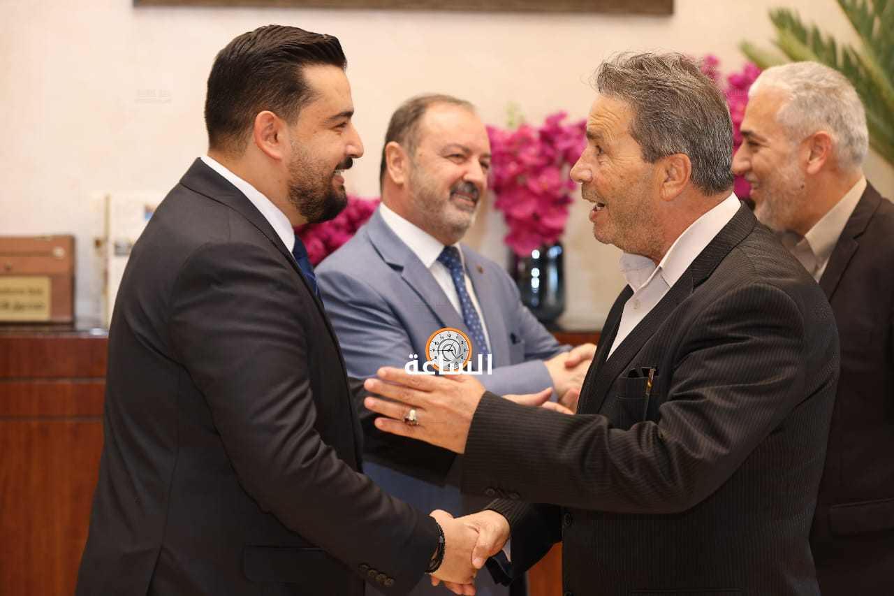 Madar Al-Saa Images 0.14911094225922894