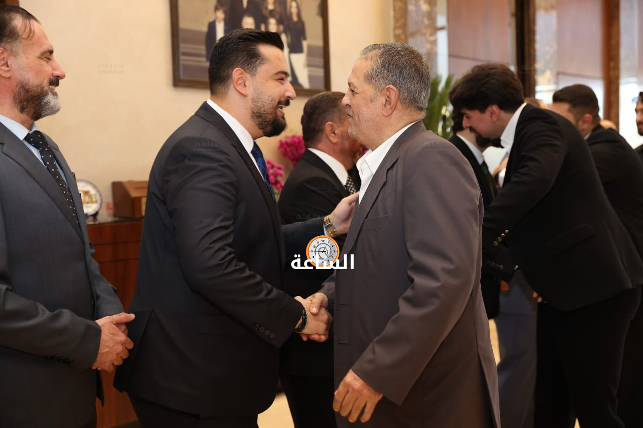 Madar Al-Saa Images 0.4879846541894174