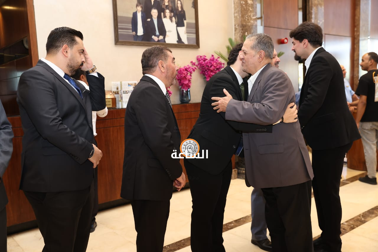 Madar Al-Saa Images 0.4806191241000398