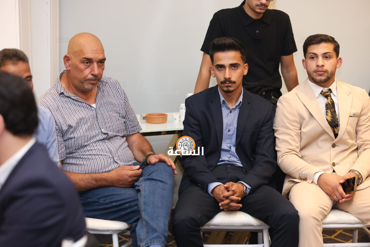 Madar Al-Saa Images 0.16095709468631814