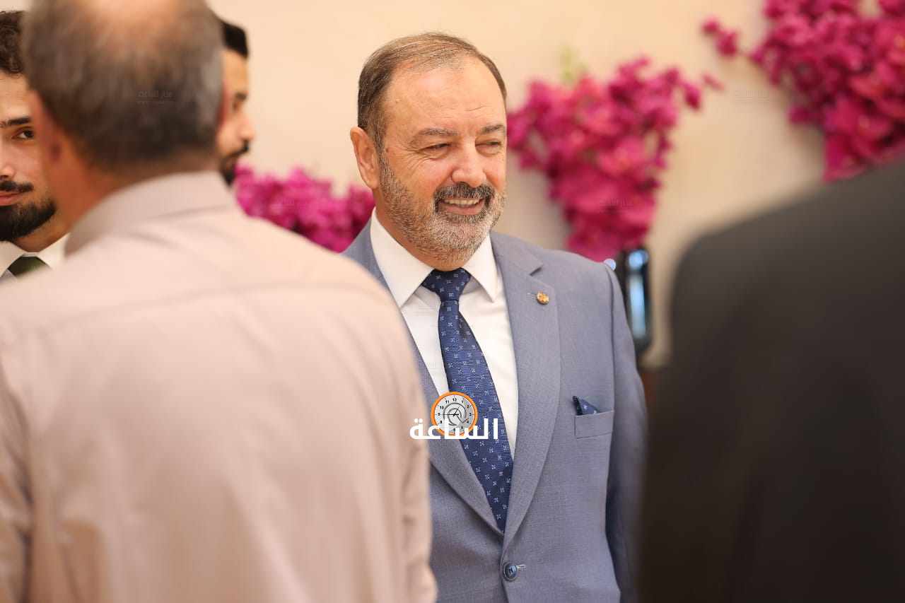 Madar Al-Saa Images 0.9892529129795414