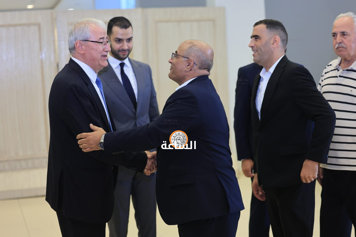Madar Al-Saa Images 0.8614162238399793